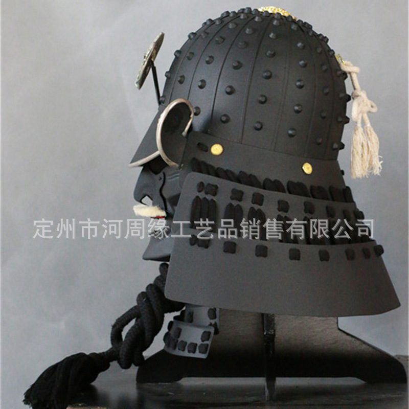 Wearable Japanese Warrior Helmet Replica, Iron Construction, Film and Television Prop - Image 3