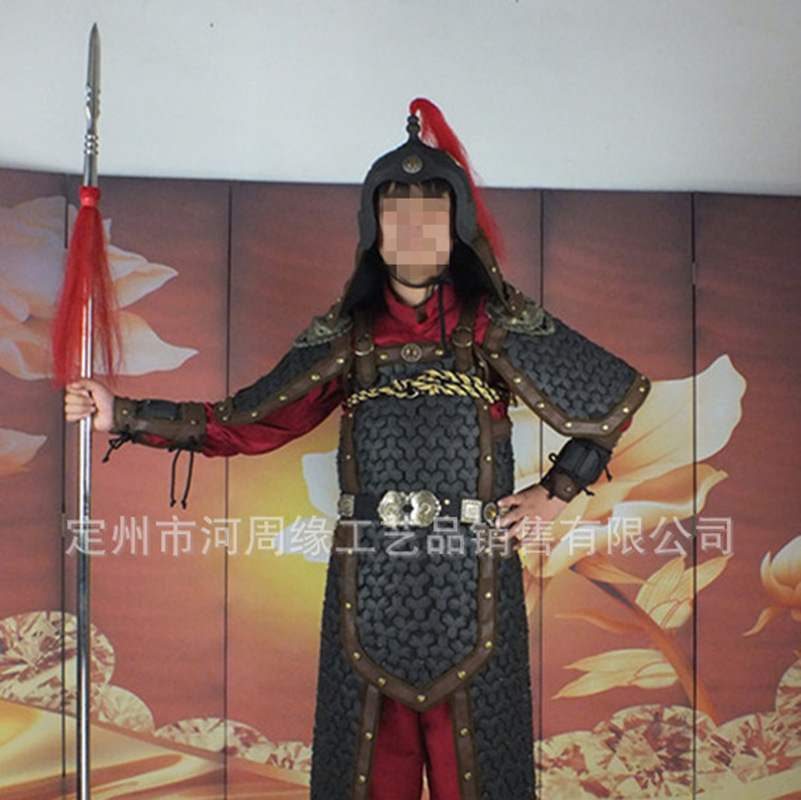 Customized Japanese Armor Stage Prop Display with Wooden Box Packaging - Image 2