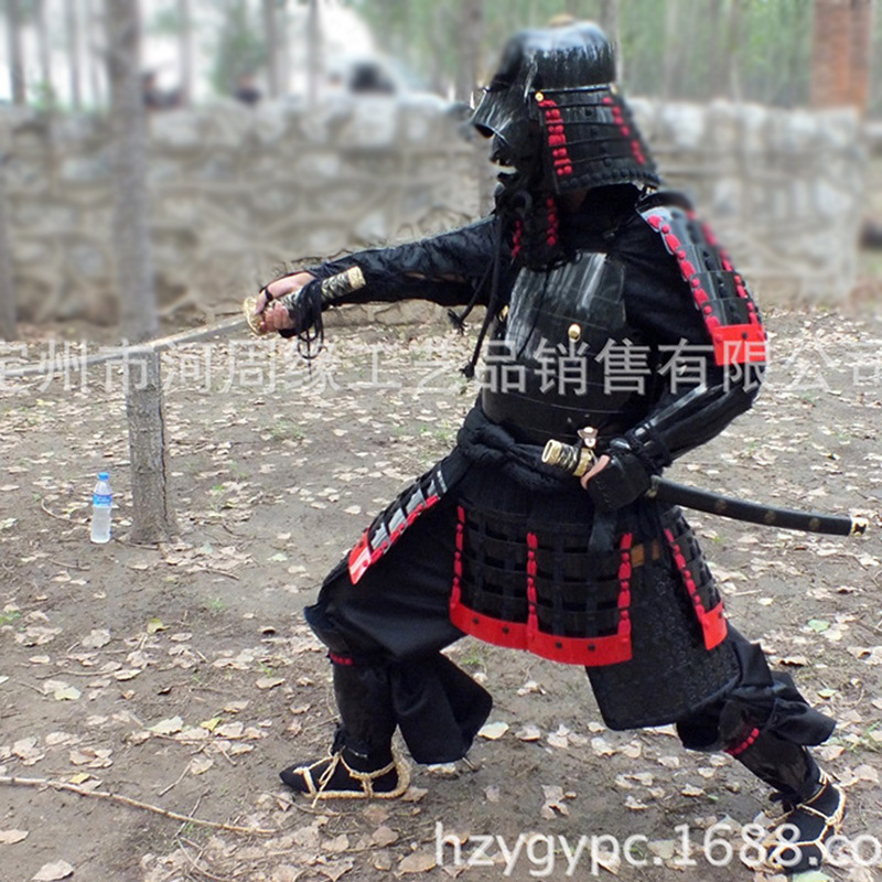 Japanese Warrior Armor Replica Wearable Black Film and Television Prop Costume - Image 2