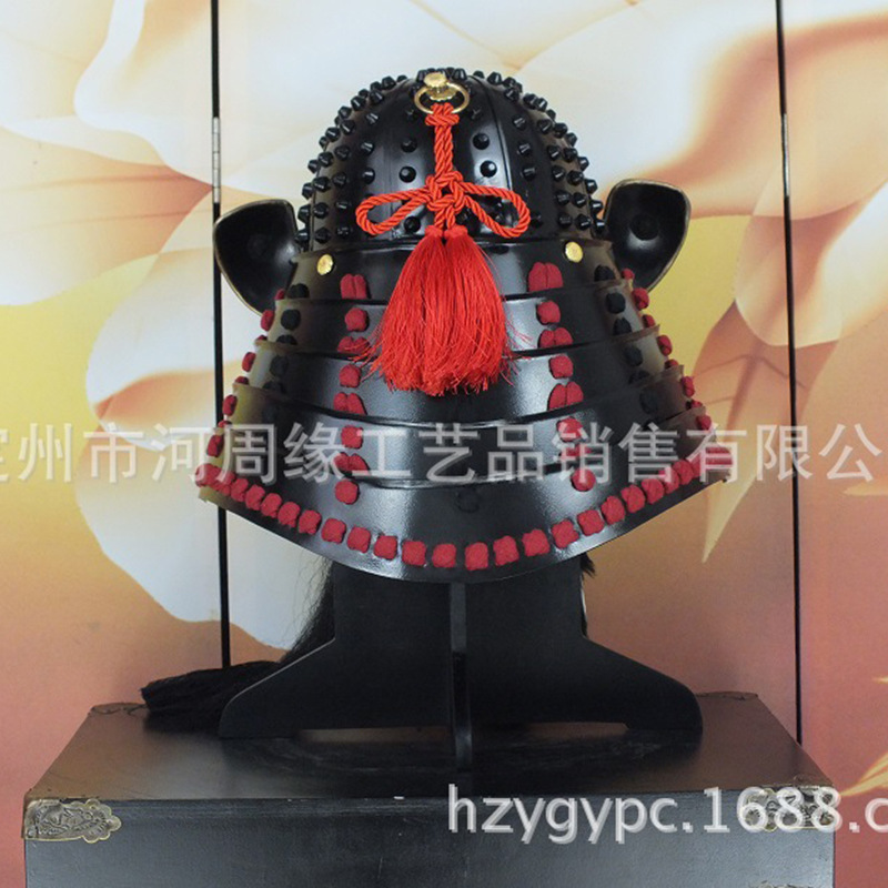 Wearable Japanese Kabuto-Style Helmet Replica with Eagle Hook Nose Copper Carving, Film Prop - Image 3