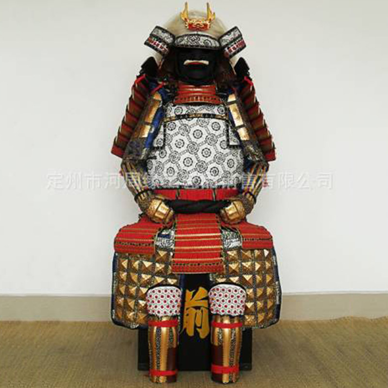 Wearable Takeda Shingen-style Samurai Armor Replica Film Prop with Wooden Case - Image 3