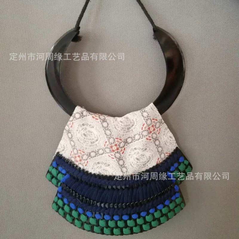 Steel Neck Protection Pendant Replica, Handmade Japanese-Style Film Prop, Wooden Box Packaging - Image 4