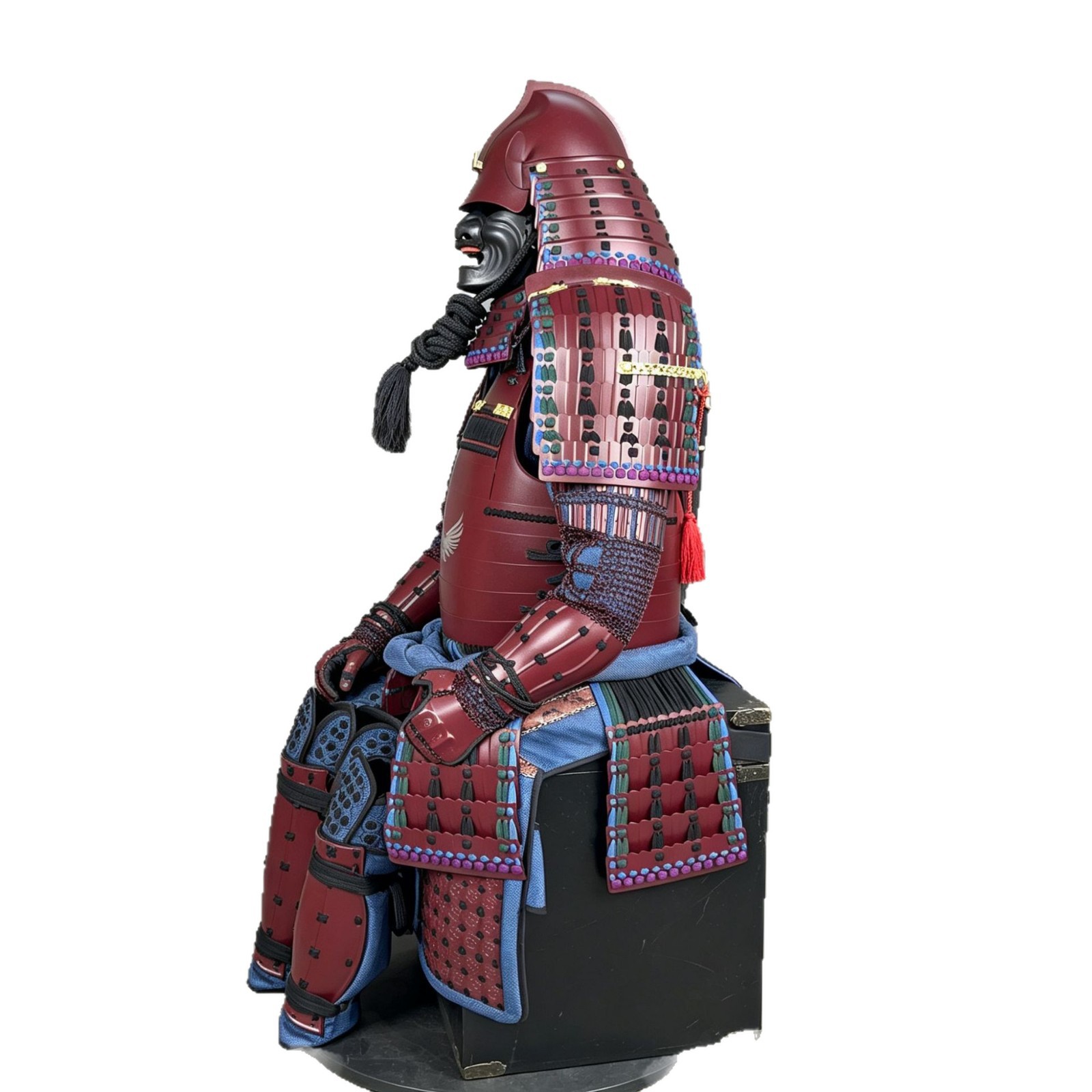 Japanese-Style Red Samurai Armor Set, Handmade Wearable Replica for Film and Display - Image 5
