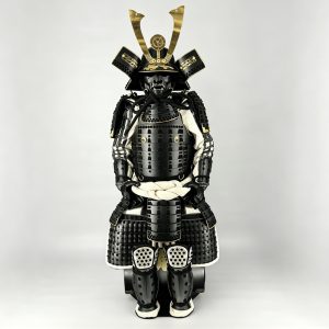Japanese-style Black and White Samurai Armor Set, Hand-Gilded, Double-Horned Kabuto Helmet, Display Replica