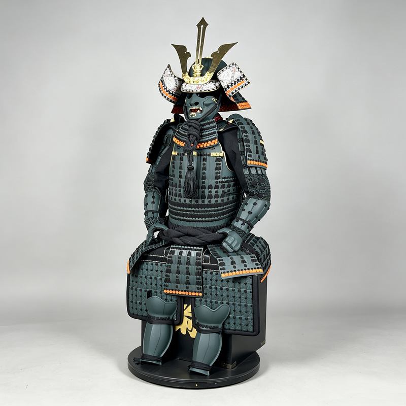 Japanese-style Samurai Armor Model, Iron Construction, Classical Display Replica for Home and Film Props - Image 2