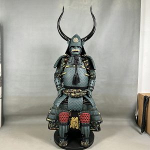 Japanese-style Horned Samurai Armor Replica, Film Prop, Floor-standing Display Ornament