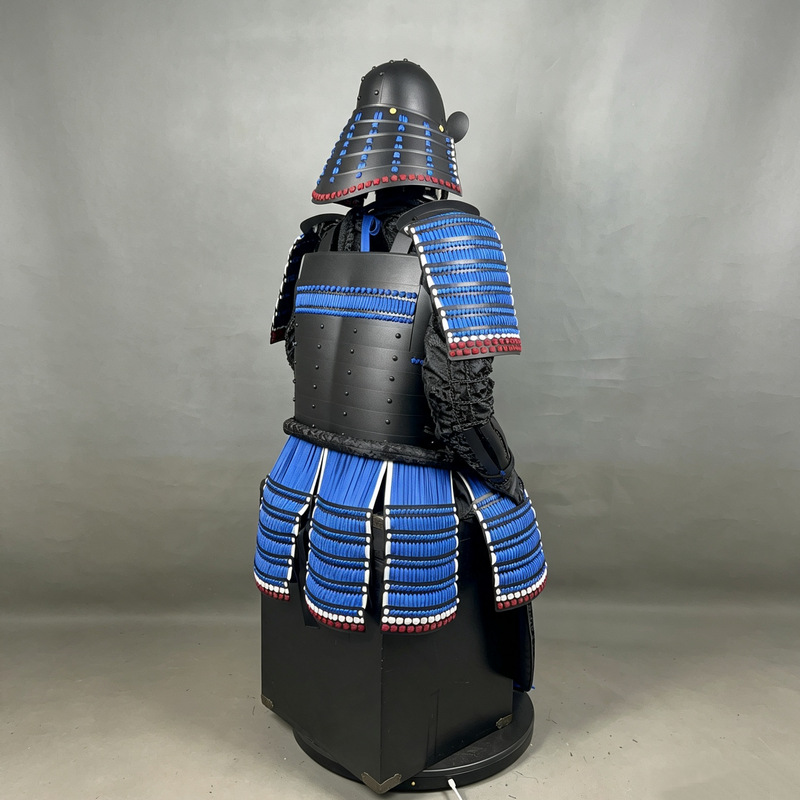 Japanese-Style Samurai Armor Set, Black and Blue Full-Body Wearable Replica for Display and Film Props - Image 4