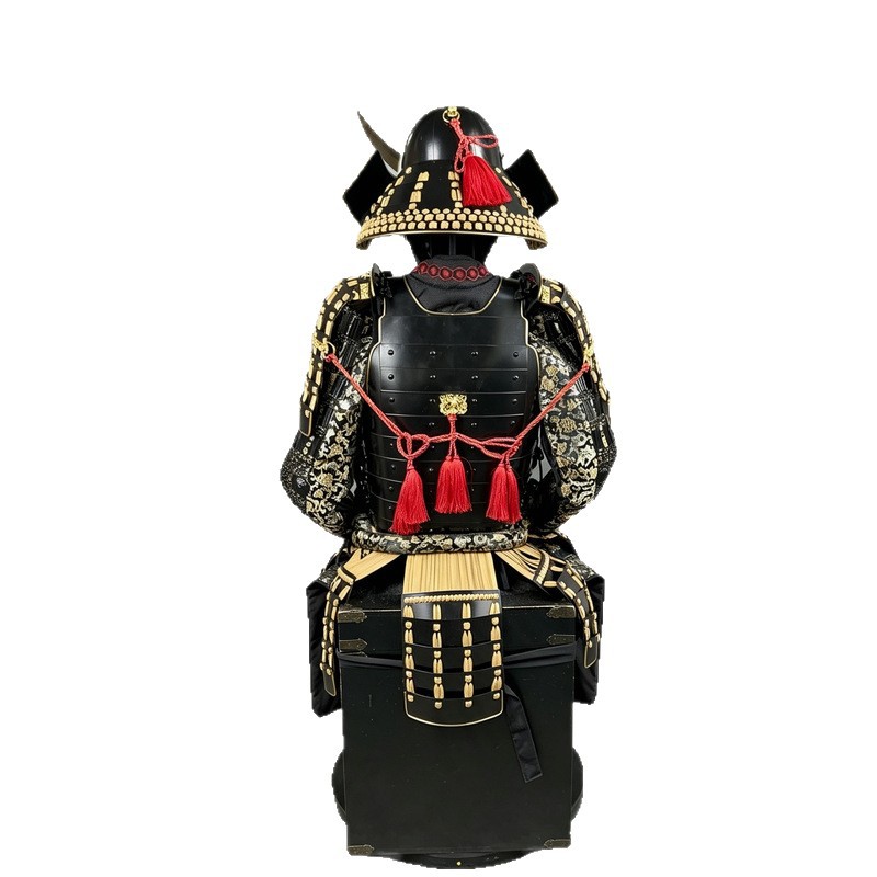 Japanese-style Ghost Face Mask, Black Base with Gold-Plated Samurai Armor Design, Decorative Film Prop Ornament - Image 5