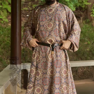 Restored Tang baoxiang brocade round-collar robe restored volume baoxiang round-collar robe Tang-style dress