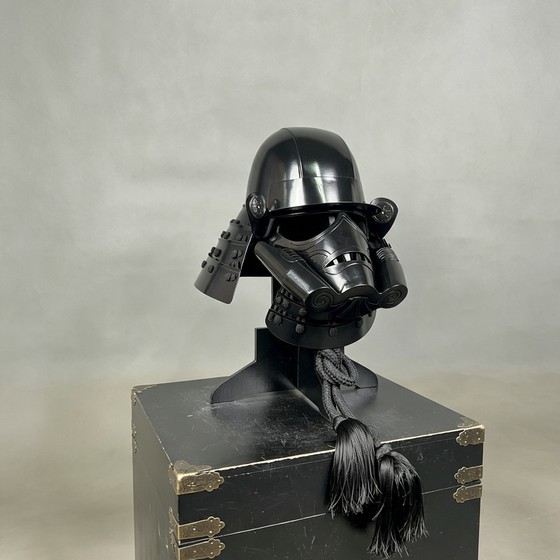 Japanese-style Black Samurai War Helmet Replica, Decorative Collectible Craft Ornament for Exhibition and Display - Image 2