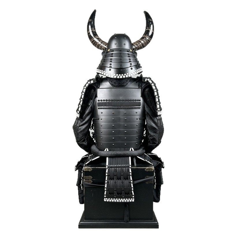 Japanese-style Dark Fantasy Warrior Full-Body Armor Horned Helmet Display Model - Image 5