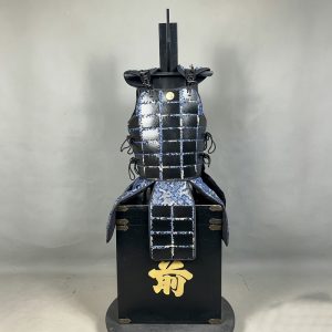 Japanese-style Half-Body Samurai Armor Prop, Black and Blue Checkered Breastplate, Decorative Display Piece