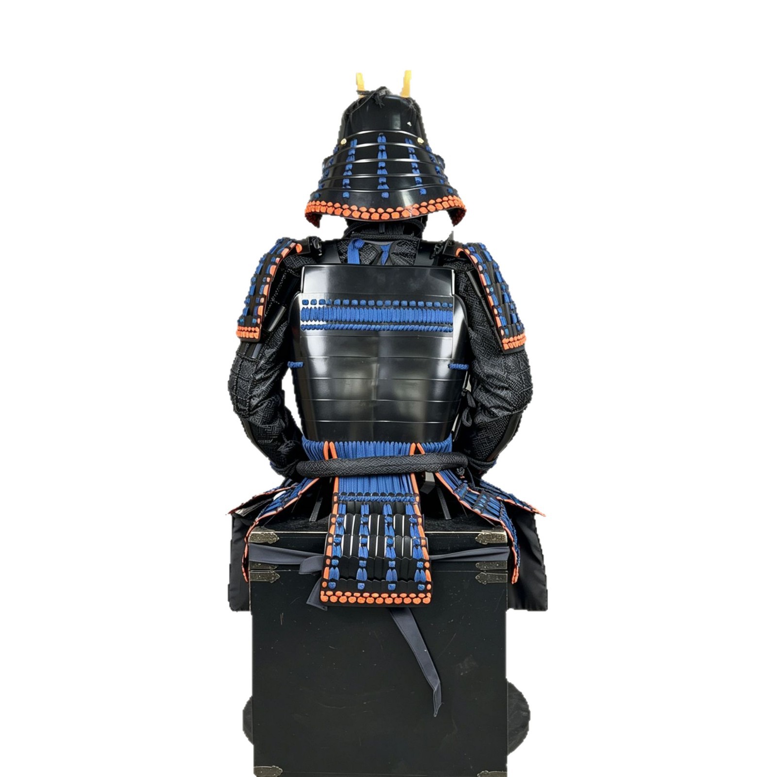 Japanese-style Sengoku Warrior Armor Figurine, Black Samurai Armor Display Ornament for Clubs and Cultural Exhibits - Image 5