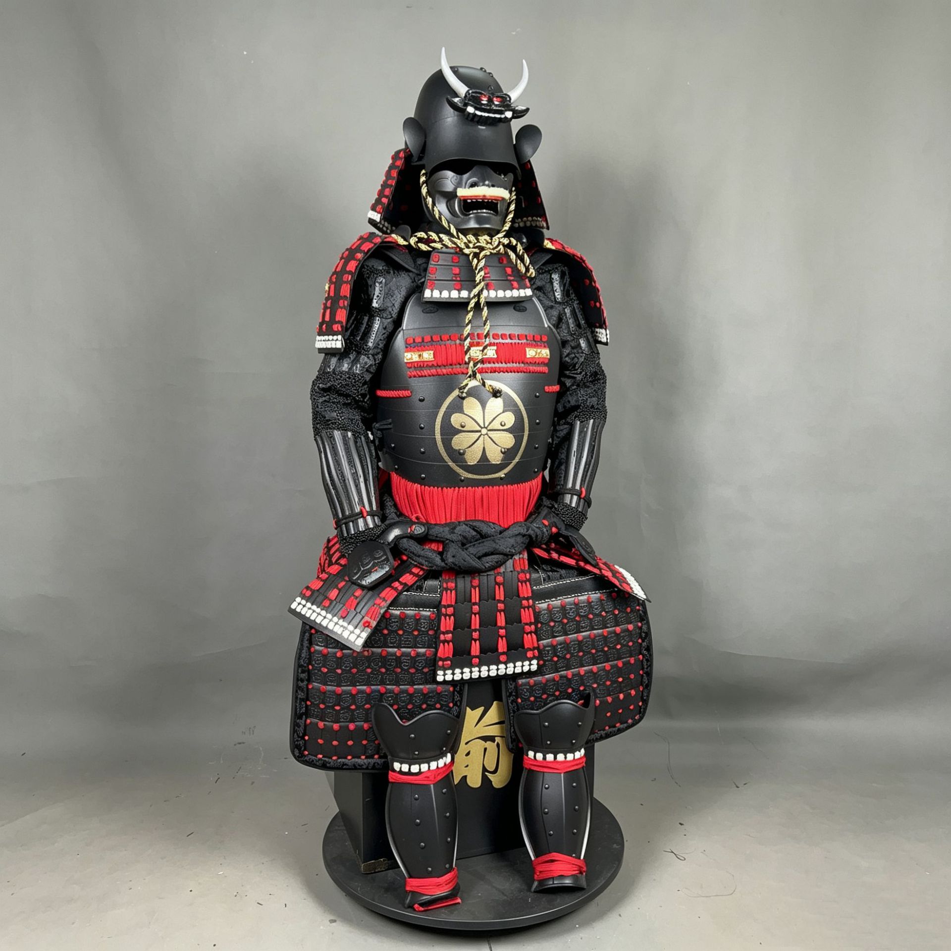 Black and Red Cherry Blossom Pattern Japanese Samurai Armor Replica, Display and Film Prop Suit - Image 2