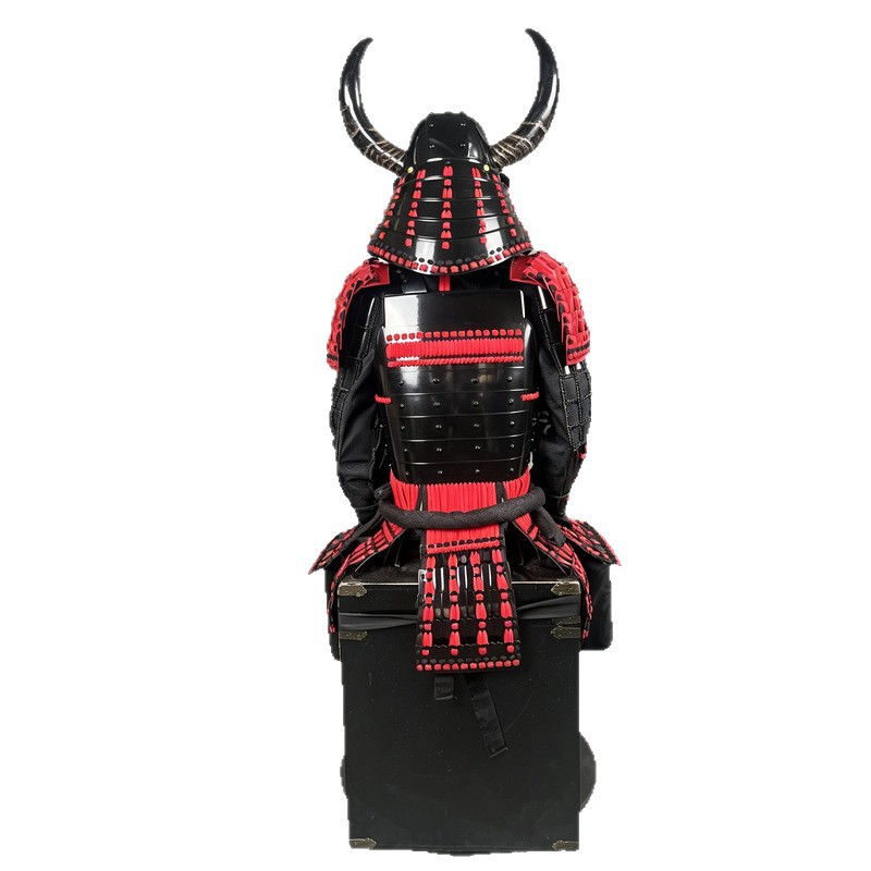 Black and Red Horned Japanese Samurai Armor Replica, Large Decorative Display Prop for Restaurants, Clubs and Stage Role-Play - Image 5