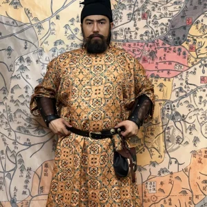Tang restored round-collar robe restored Tibetan Empire style excavation-based Tibetan Empire robe Central Asian Persian