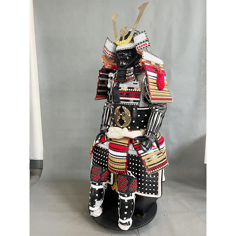 Wearable Japanese Samurai Armor Replica Iron Warring States Style Display Suit with Wooden Box Packaging - Image 2