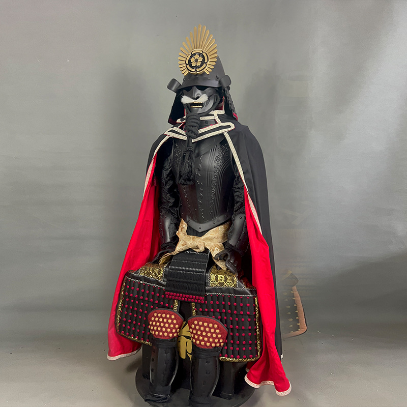 Wearable Japanese Samurai Armor Replica, Iron Construction, Classical Restaurant Display Ornament - Image 3