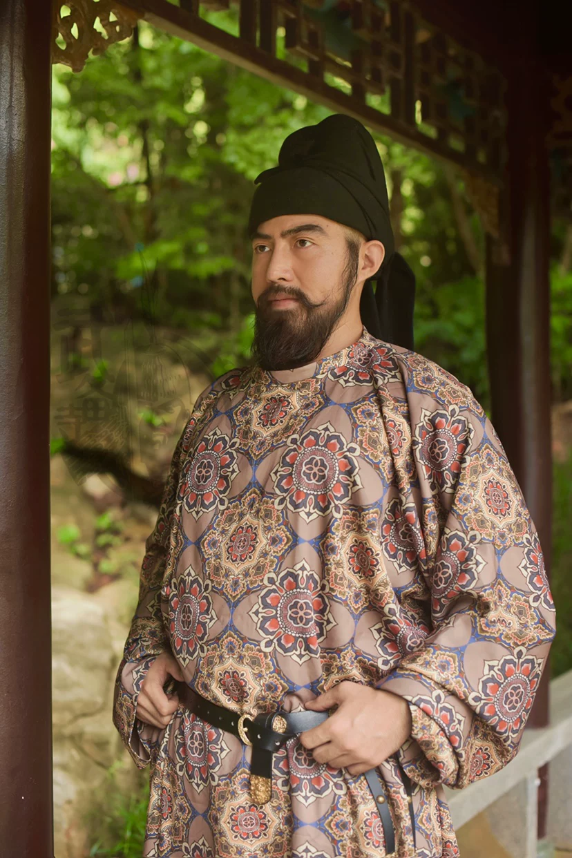 Restored Tang baoxiang brocade round-collar robe restored volume baoxiang round-collar robe Tang-style dress - Image 2