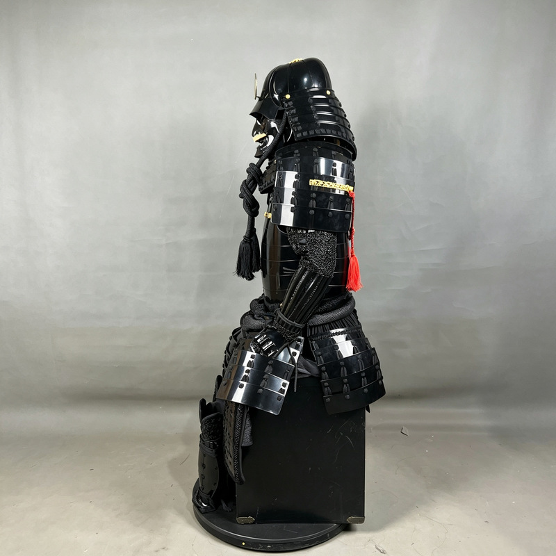 Japanese-style Black Samurai Armor Replica, Display and Film Prop Suit - Image 2