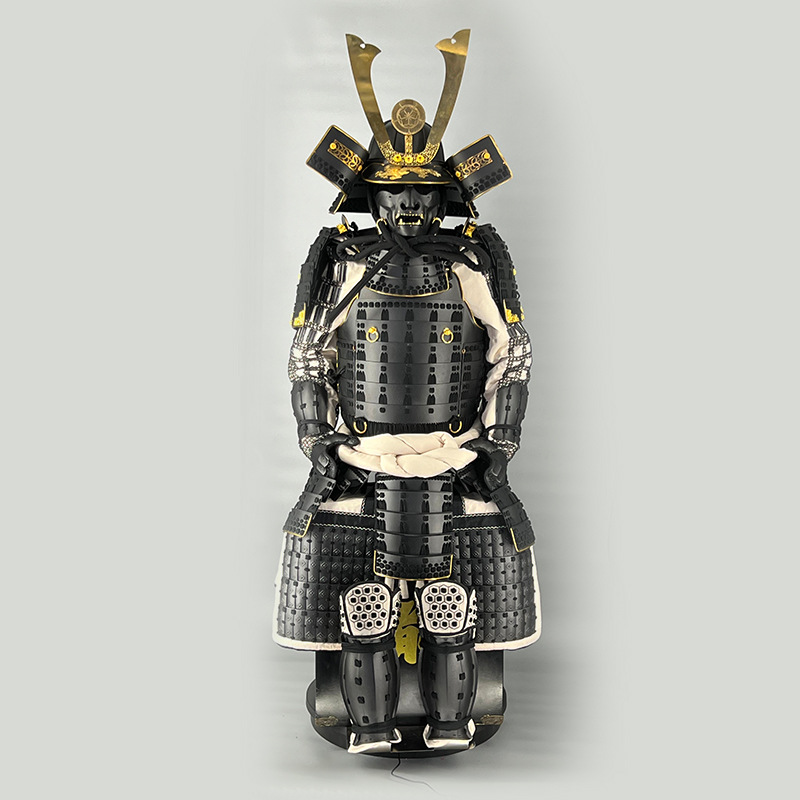 Warring States General Samurai Kabuto Helmet Replica, Wearable Iron Construction with Wooden Box - Image 4