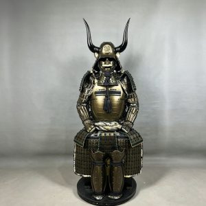 Japanese-style Samurai Full-Body Armor with Double-Horned Kabuto Helmet, Vintage Floor-Standing Display Replica