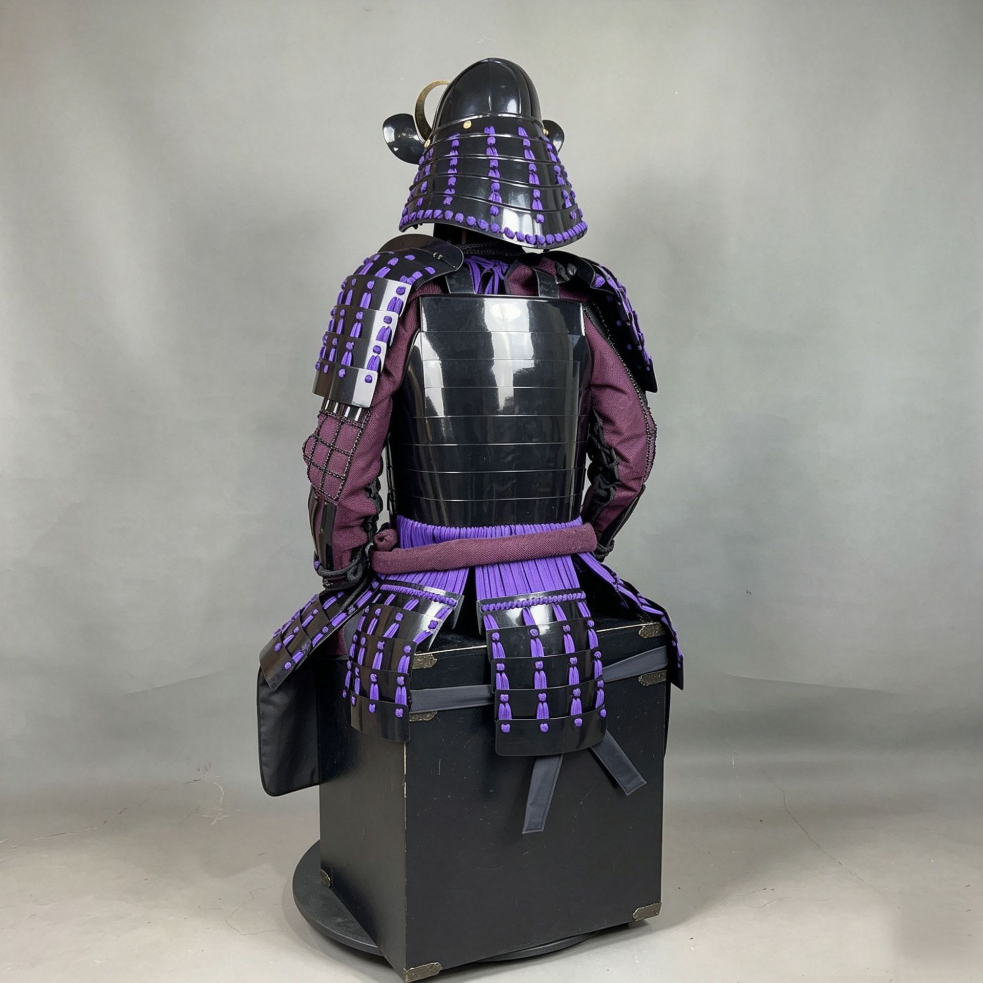 Black and Purple Japanese-Style Samurai Armor with Golden Cherry Blossom Crest, Display Suit - Image 3