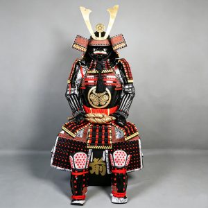 Black and Red Japanese Samurai Armor Ornament, Three-Layer Family Crest Desktop Display Model