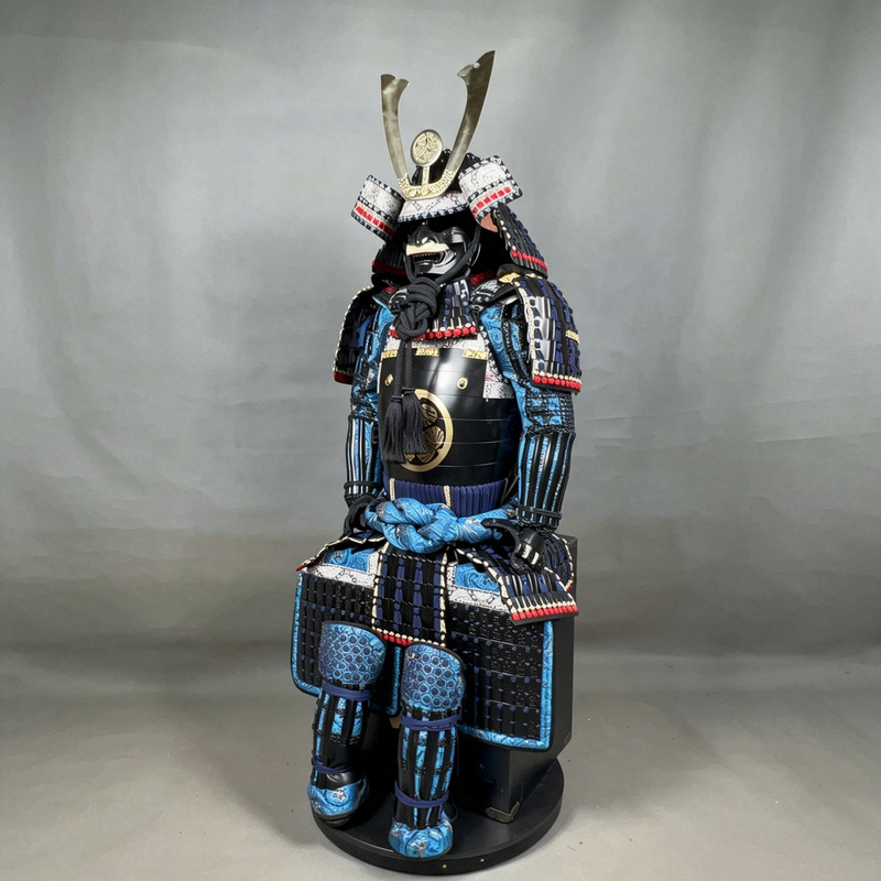 Japanese General's Full-Body Armor Replica, Blue Silk Do-maru-style Samurai Armor for Display - Image 2