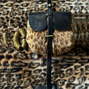 Tang leopard-print diexie bag Tang fur diexie bag Hanfu fur leather bag frontier army fur bag