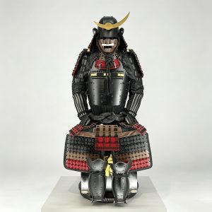 Japanese-style Warring States Samurai Armor, Black and Red, Wearable Display Replica