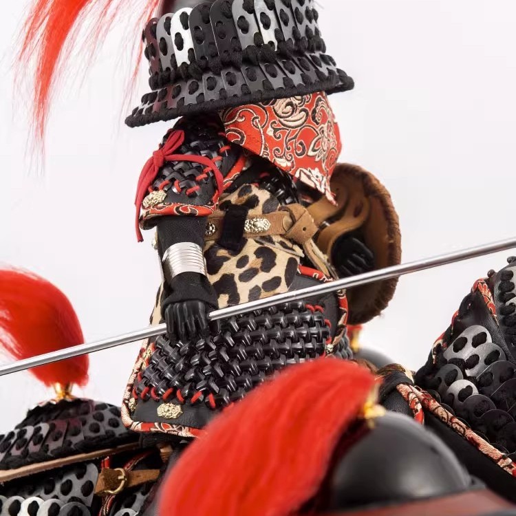 Antique-Style Metal Figurine Set: Heavenly Martial General & Jinyiwei Cavalry Desktop Ornament - Image 4