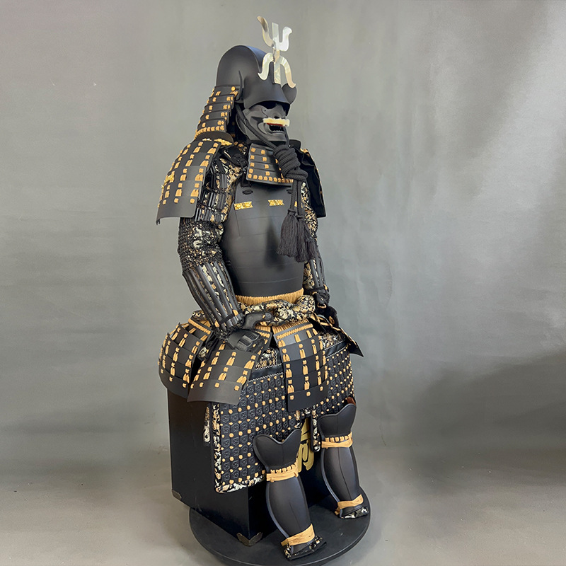 Wearable Japanese Warring States Samurai Armor Replica, Iron Construction, Decorative Display Suit - Image 3