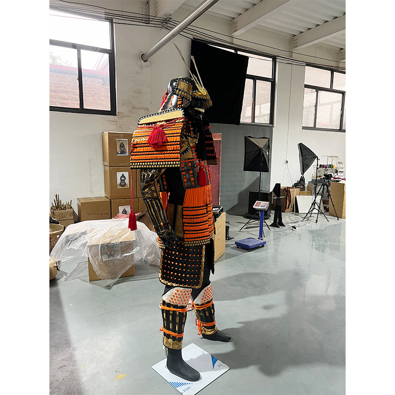 Warring States-Style Japanese Samurai Armor Replica Display Ornament in Iron with Wooden Box - Image 3