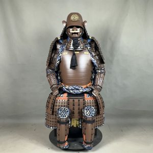 Vintage Brown-Coffee Japanese Samurai Kabuto Helmet Replica with Round Top, Blue and White Linings, Display Craft