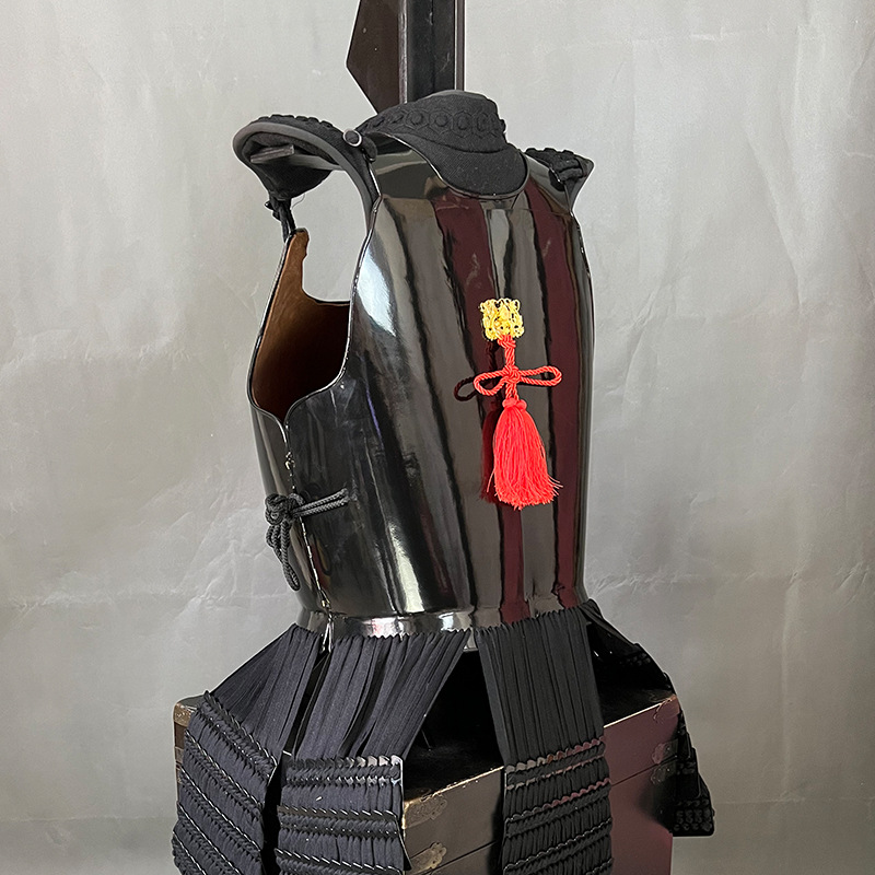 Japanese Warring States-Style Samurai Kabuto Helmet Replica Ornament, Iron, Black Finish, Wooden Box - Image 4