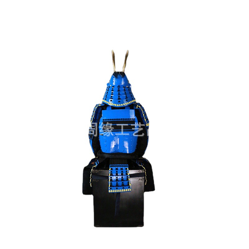 Customized Japanese Samurai Kabuto Helmet Wearable Iron Replica with Blue Horn Crest - Image 5