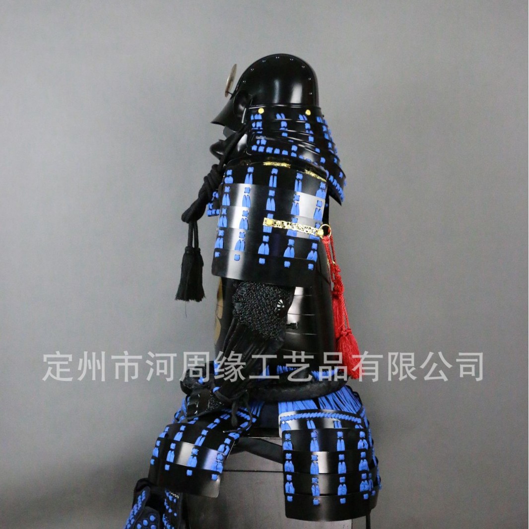 Japanese Warrior Armor Replica, Wearable Iron Construction, Classical Style Display Piece - Image 3
