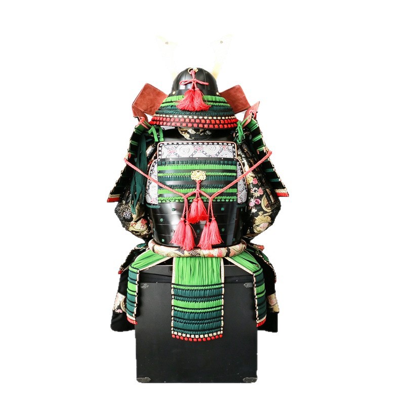 Handmade Iron Japanese Samurai Armor Model Ornament with Wooden Box, Classical Tea Room and Izakaya Display Decor - Image 5