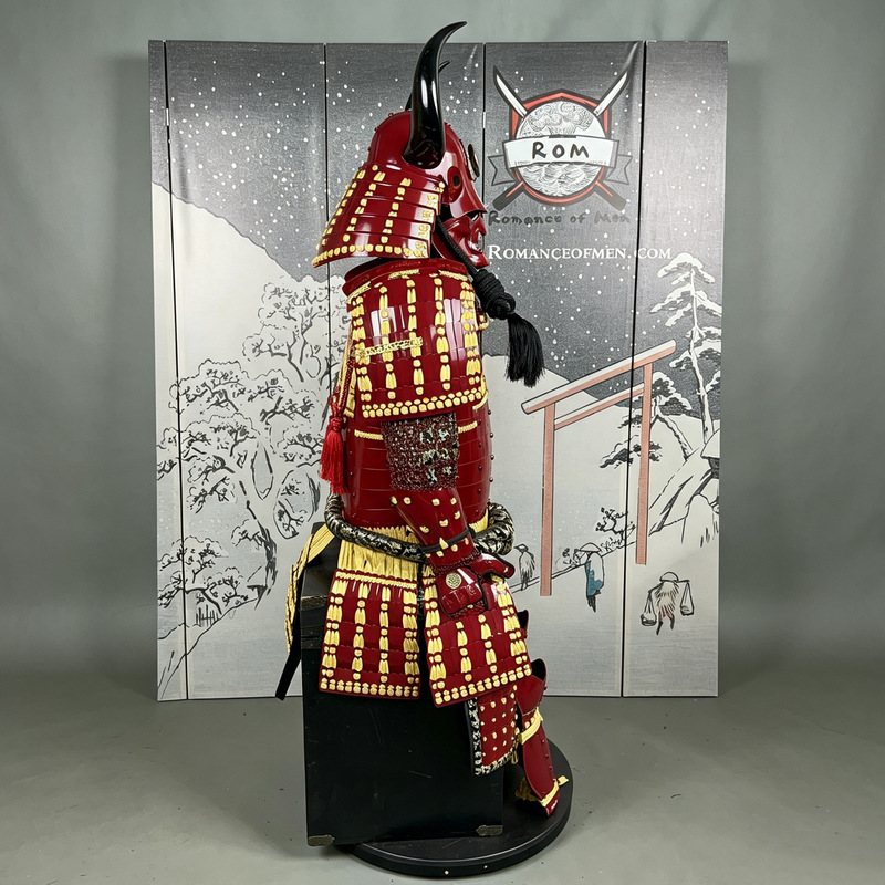 Vintage Red and Gold Ox Horn Japanese Samurai Armor Set Replica for Display and Cosplay - Image 2